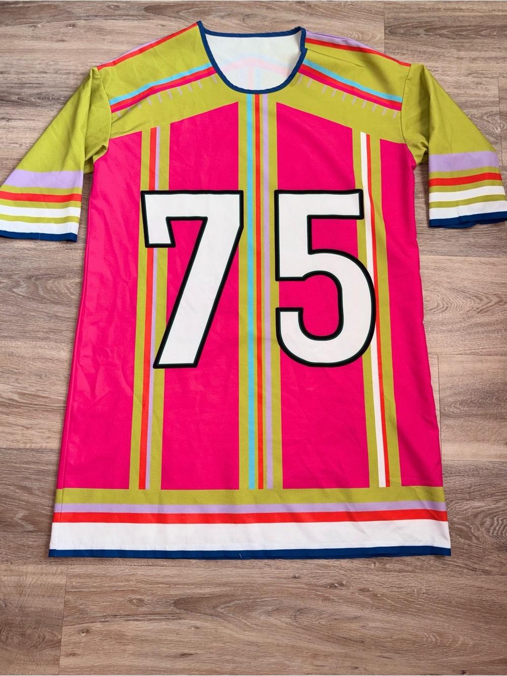 Women’s Sporty and Cute Number 75 Graphic Dress. Size Medium